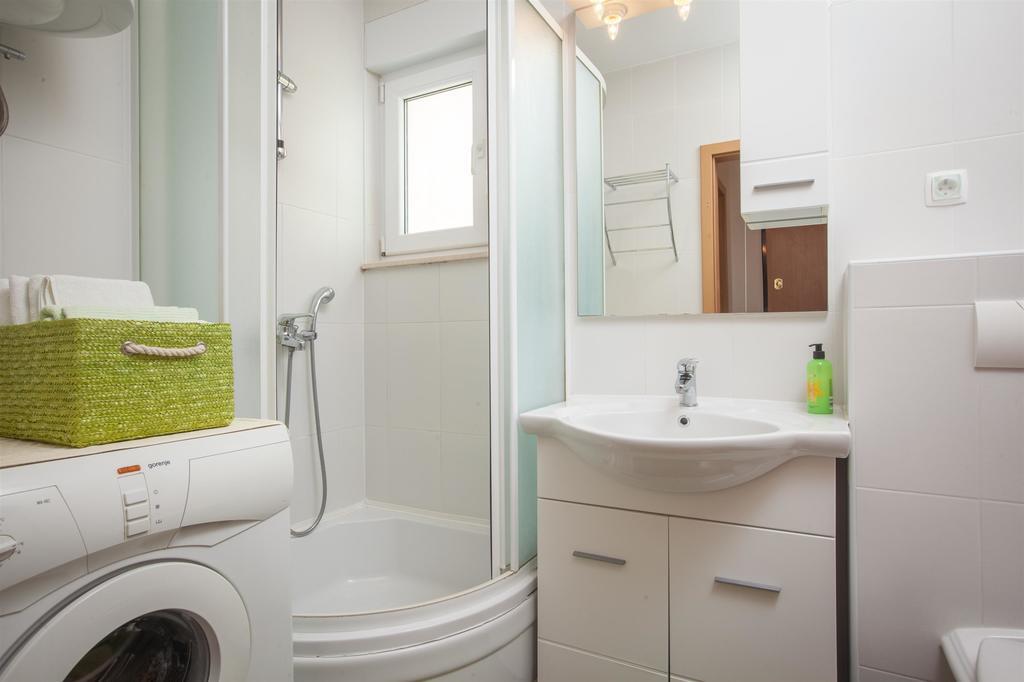 Apartment Paula Проманья Экстерьер фото